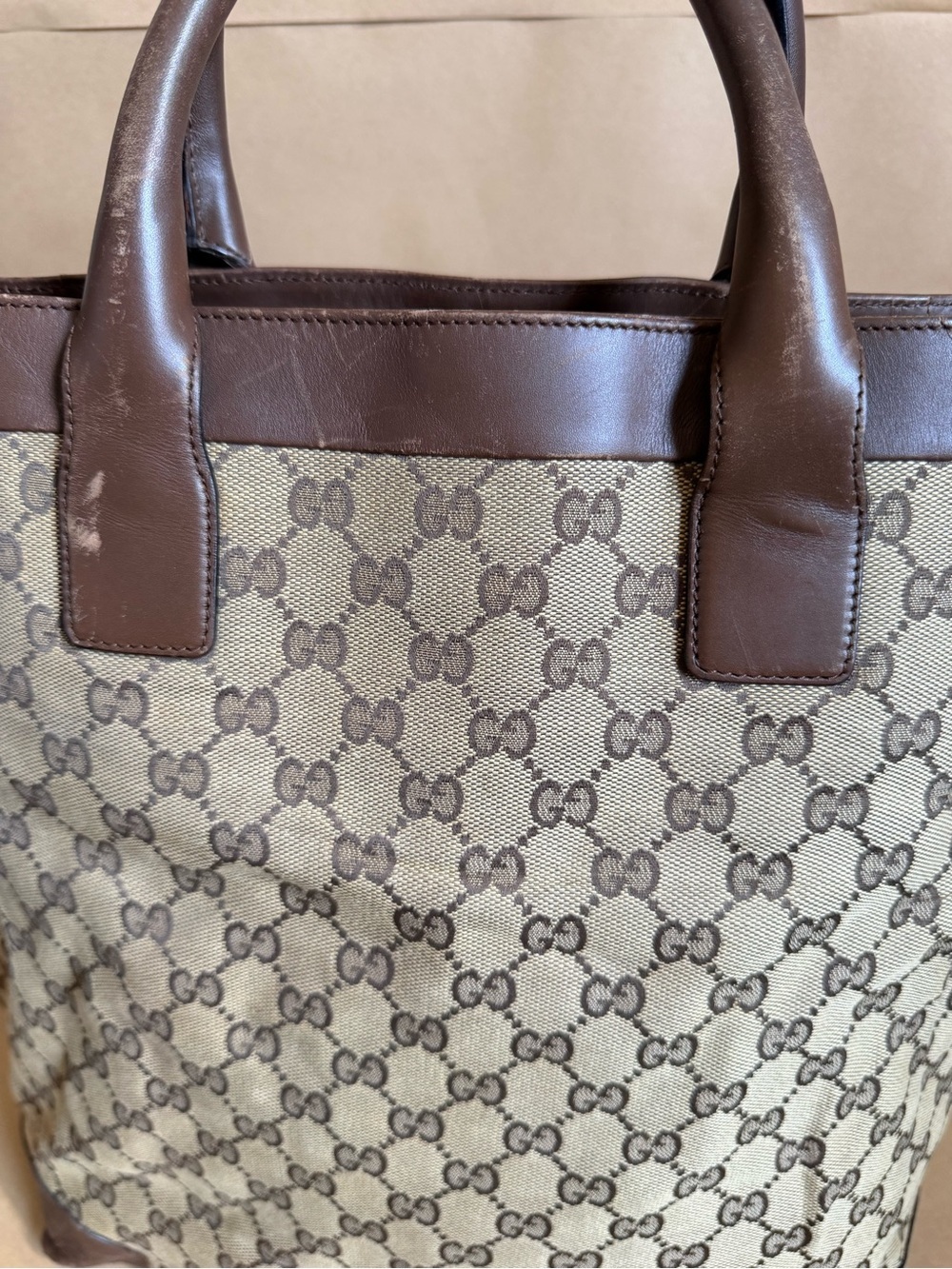 Gucci GG Tote - Picture 12 of 15